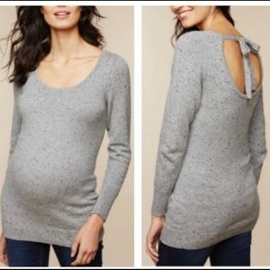 Scoop neck maternity sweater